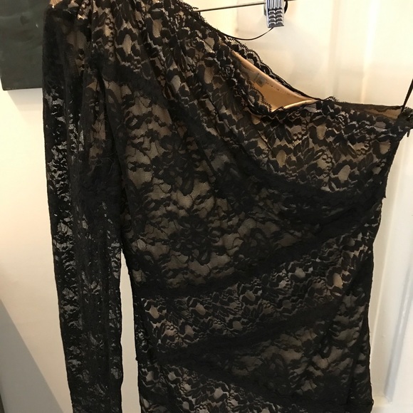 One-shoulder lace mini dress - Picture 2 of 2